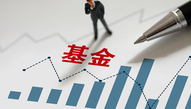 中证1000指数ETF（159633）盘中震荡，新国都上涨14.28%