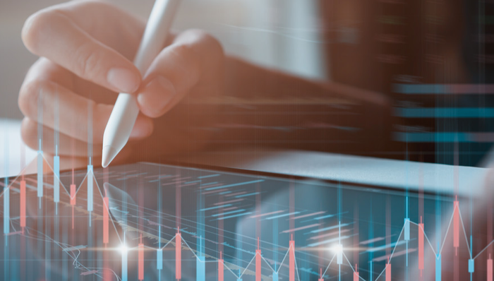 H&H国际控股,业绩,股价