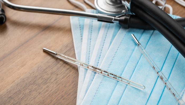 2022年超六成械企净利同比增长，医疗器械板块逆市翻红，医疗器械ETF（159883）早盘放量涨0.46％！