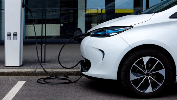 理想汽车,宁德时代,电动汽车