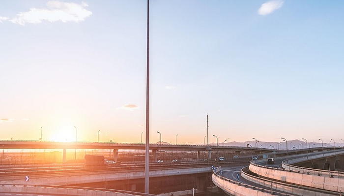 华体科技,照明,业绩