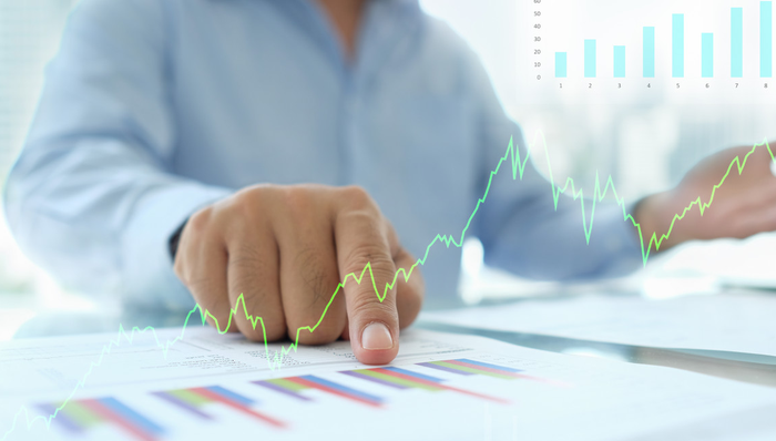 英伟达业绩爆表带动纳指ETF（513100）收涨1.64%