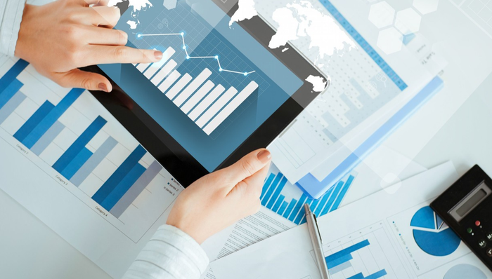 CPO概念继续冲高，通信ETF（515880）涨幅超3.3%，天孚通信涨超12%