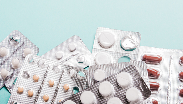 医药50ETF（512120）今日盘中已涨1.22%，康龙化成上涨5.97%