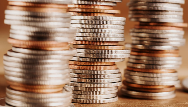 沪深300ETF易方达（510310）上涨0.66%，IF下月合约剔除分红后年化基差4.67%