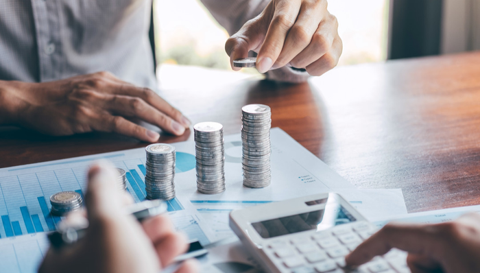 指数成分股走势分化，上证50ETF易方达（510100）IH当季合约剔除分红后年化升水4.41%