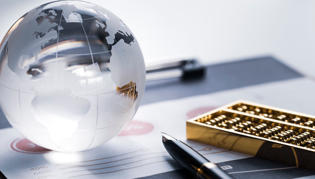 纳指100周涨3.82%创2022年初以来新高！特斯拉、英特尔延续涨势，纳指100ETF（159660）低开高走午后强势翻红！