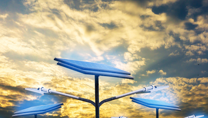 南网能源强势上涨带动行情，光伏ETF华安(159618)上涨0.73%