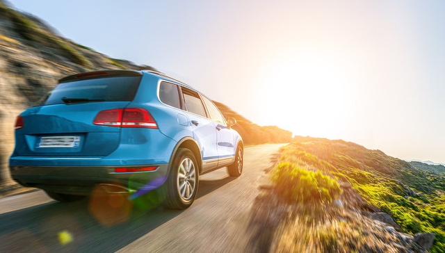 新能源汽车龙头密集大手笔回购、增持！恩捷股份大涨8%！新能源汽车ETF（516390）火速翻红，近10日吸金超2000万