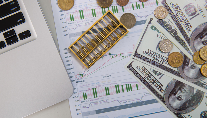 销量爆棚！特斯拉大涨近7% 市值一夜暴增超4000亿元！电动皮卡龙头Rivian飙涨17%，纳指100ETF（159660）连续4日吸金近3000万元！