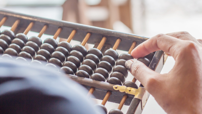 政策宽松叠加监管利好，市场回暖推动券商基本面向好，证券板块景气度提升、性价比凸显！