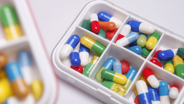 中药板块震荡翻红，达仁堂上涨超5%，中药ETF(560080)上涨0.16%