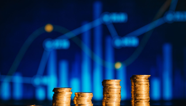 今日IM当月合约基差持续升水，中证1000指数ETF(159633)强势拉升1.09%