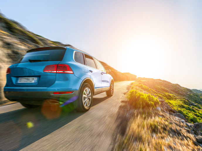 政策提振！汽车股拉升，新能车ETF(515700)上涨2.29%