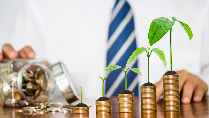 太极集团跌超2%，中药板块持续震荡！中药ETF（560080）连续4日获增仓超5800万！机构：量增是行业驱动核心