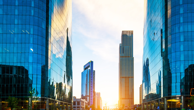 中证基建指数强势上涨，成分股天健集团领涨，基建ETF(159619)上涨2.51%