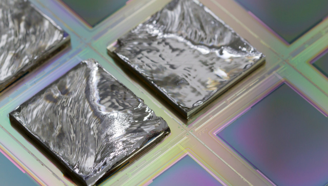 有色ETF(159980)上涨0.57%，盘中成交额超2441万元，市场交投活跃