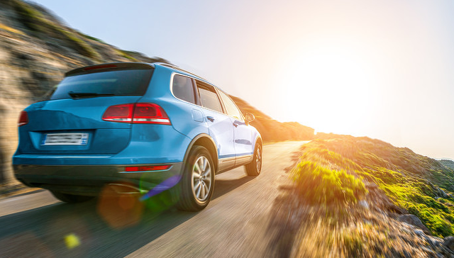 新能源车年内渗透率或有望达36%！新能源汽车ETF（516390）份额创历史新高！连续3日吸金近2500万元