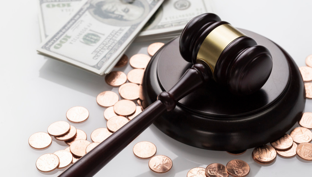 消费数据强劲加息担忧再起，美股普跌！纳指100ETF（159660）低开跌逾1%，连续3日吸金合计超1900万元！顶级机构继续加仓全球科技龙头！