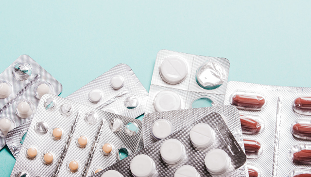 突然回调！同仁堂、片仔癀跌3%，中药ETF(560080)跌超2%，溢价走阔！首批中药饮片集采落地，有何影响？