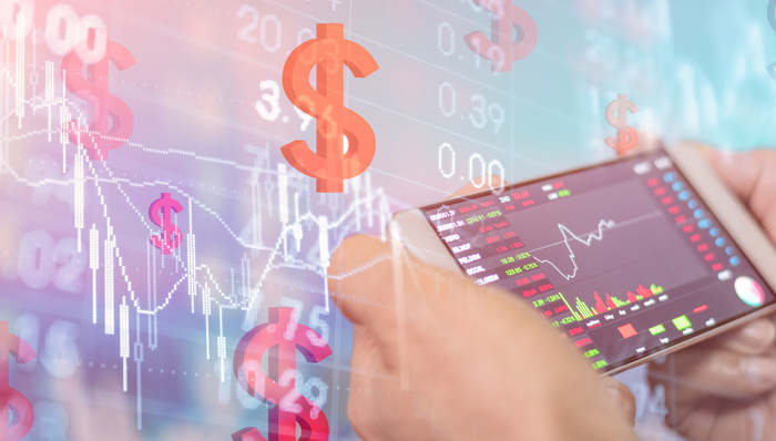 昨夜美股全线反弹，英伟达业绩超预期，纳指100ETF(159660)今日高开高走，现涨超2%