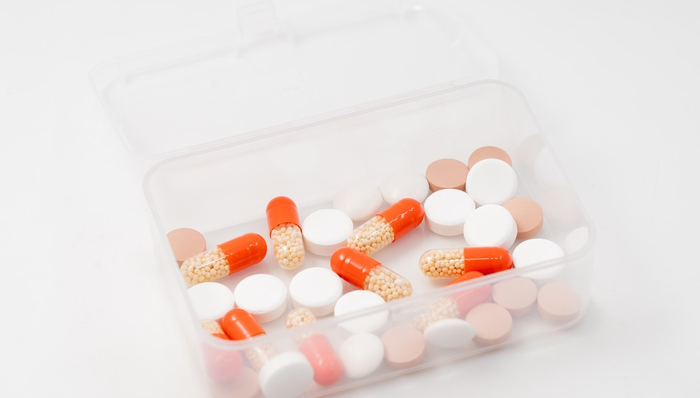 ETF日报|沪指探底回升收涨0.12%，沪港深创新药ETF(159748)强势收涨3.69%