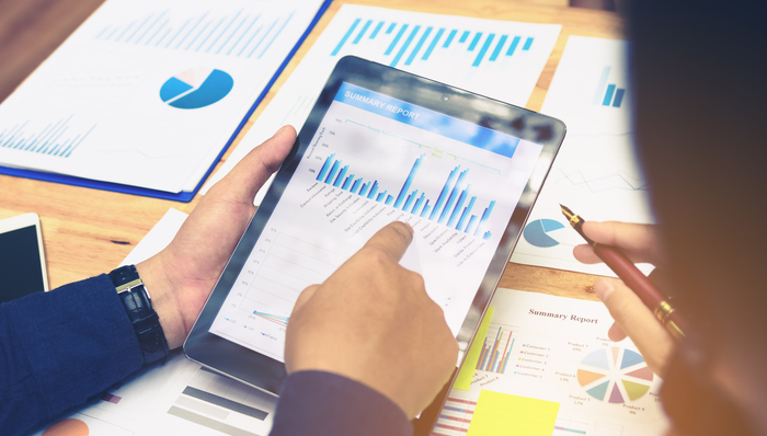 北向资金净卖出82亿，中药板块量能翻倍，中药ETF(560080)收涨0.79%，轰出巨量！