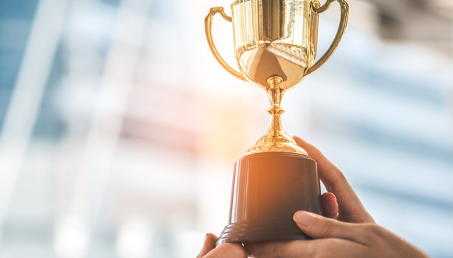 以自身高质量发展助力中国式现代化，东方基金荣获“公募基金25年最佳品牌营销基金公司”称号