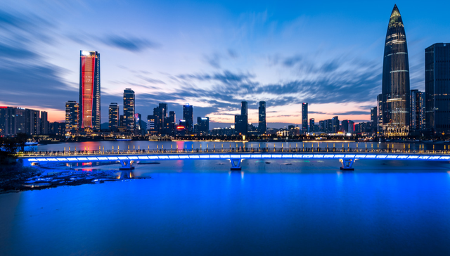 “四连板”张江高科直线拉升！房地产ETF基金(515060)受益于政策催化