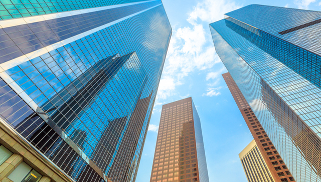 福建地产股拉升封板！地产板块异动！房地产ETF基金(515060)直线拉升