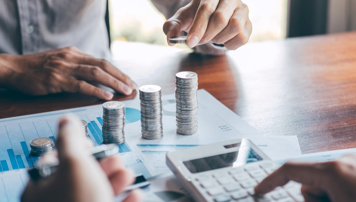 创业板ETF(159915)近2个交易日持续获资金加码，创业板指跌破2000点，估值性价比或提升