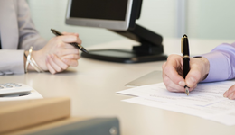 費率最低恒生科技ETF基金(513260)盤中漲超2%，機構(gòu)：港股反彈有望延續(xù)