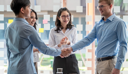 全天成交近10亿，资金踊跃流入科创100ETF华夏(588800)