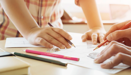 前一交易日获资金净流入，科创100ETF(588190)买盘活跃，备受资金关注