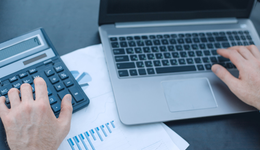 當下券商，是悲觀時，還是加倉時？