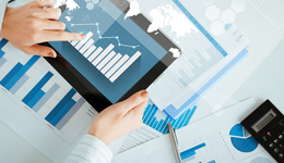 騰訊跌超1%，低費(fèi)率恒生科技ETF基金(513260)跌1%，融資余額、基金份額雙雙創(chuàng)新高