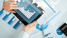 上市公司强强联合赋能机器人产业，机器人ETF(159770)昨日成交量创近1个月新高