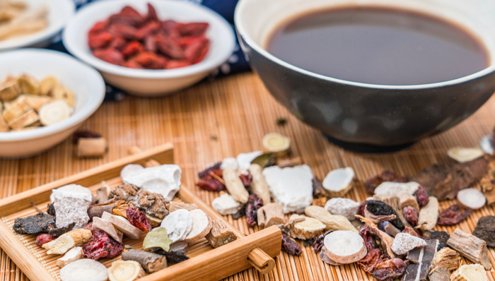 560080,ETF盘中快讯,奥密克戎二代变异株,中药ETF