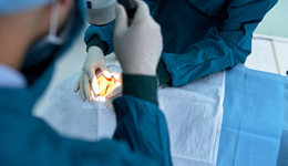 市場高切低？醫(yī)療器械板塊逆市活躍，科華生物強勢漲停，醫(yī)療器械指數(shù)ETF(159898)一度漲超1%