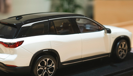 小米召開(kāi)首款新能源汽車技術(shù)發(fā)布會(huì)，智能汽車50ETF(516590)漲近4%