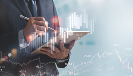 備受資金關(guān)注，市場(chǎng)首只黃金股ETF(517520)上一個(gè)交易日資金凈流入超千萬(wàn)，機(jī)構(gòu)：黃金重破新高指日可待