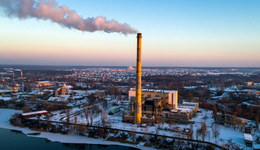 煤炭股繼續(xù)大漲，囊括24只煤炭股+石油股的能源ETF(159930)尾盤異動漲近1%，最近10日有8日吸金