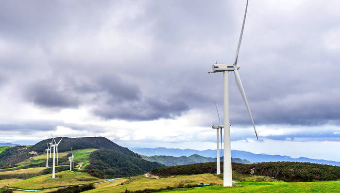 华安中证光伏产业ETF,光伏ETF指数基金,华安中证光伏产业交易型开放式指数证券投资基金,15961