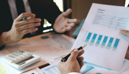 重倉股金蝶國際漲超7%，恒生科技30ETF(513010)漲超3%