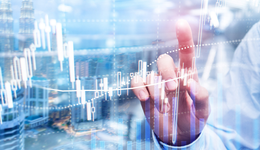 特斯拉上周五跌超3%，納指100ETF(159660)近20個交易日內(nèi)“吸金”超1600萬元，盤中持續(xù)溢價