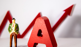 尾盘异动拉升，超大盘ETF(510020)翻红上涨2.01%