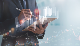 盤中溢價，標(biāo)普生物科技ETF(159502)換手率超14%，機(jī)構(gòu)看好美股創(chuàng)新藥估值回歸