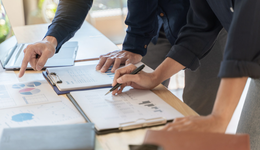 中字頭概念持續(xù)爆發(fā)，核心龍頭寬基A50ETF(159601)央企含量達30%