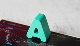 多空轉(zhuǎn)換臨近？外資連續(xù)追捧，核心資產(chǎn)率先回暖，TMT賽道人氣回升，外圍信號明確，港股互聯(lián)網(wǎng)ETF(513770)放量漲逾2%