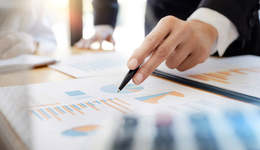 公司日報(bào)|創(chuàng)業(yè)板200ETF銀華近1周以來累計(jì)上漲5.57%，漲幅排名可比基金1/4